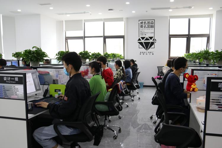 淘腾网络科技（成都）网络工作室 以匠心连接数字世界的每一处细节